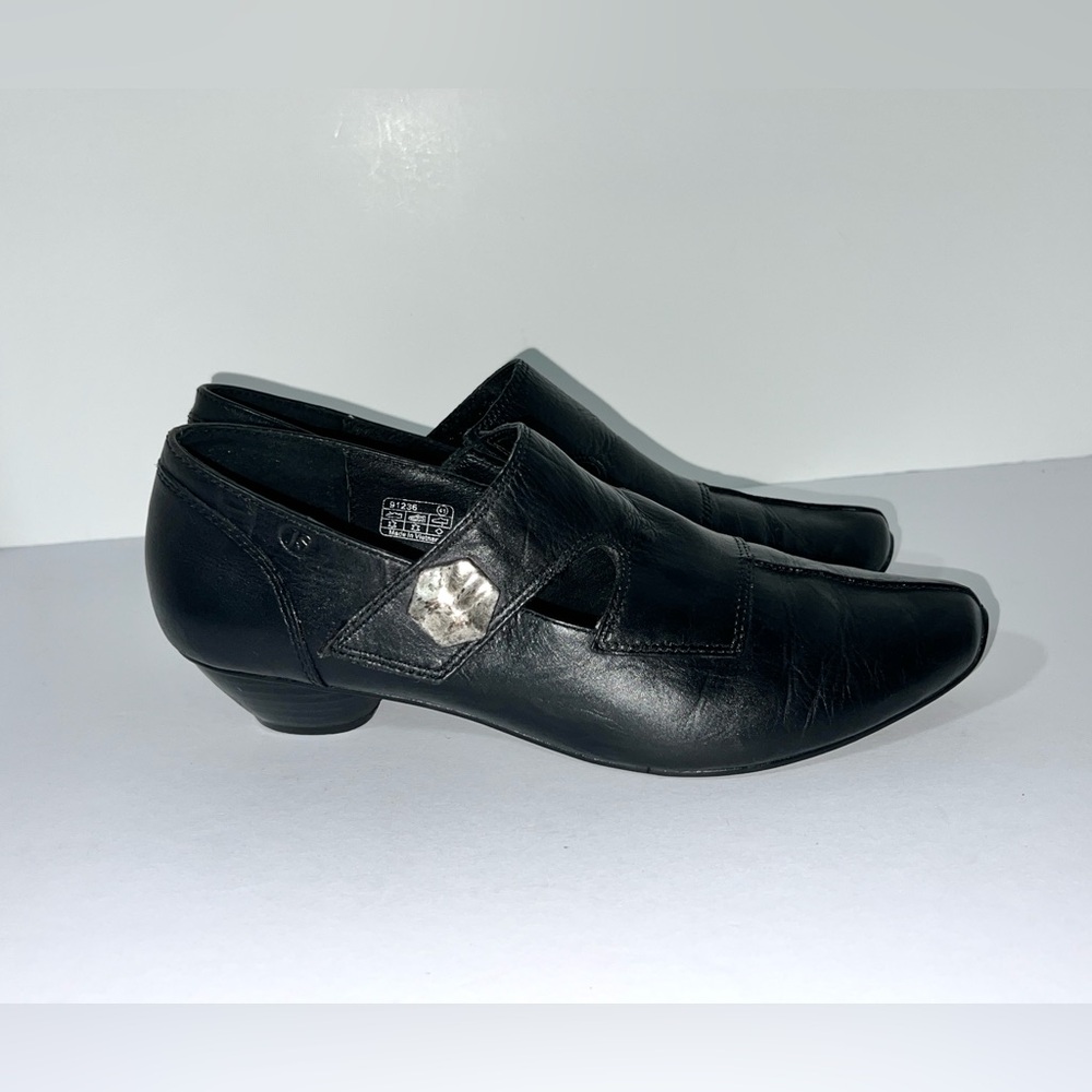 JOSEF SEIBEL Womens 41 Tina Kitten Heel Pump Comfort Black Leather Witchycore